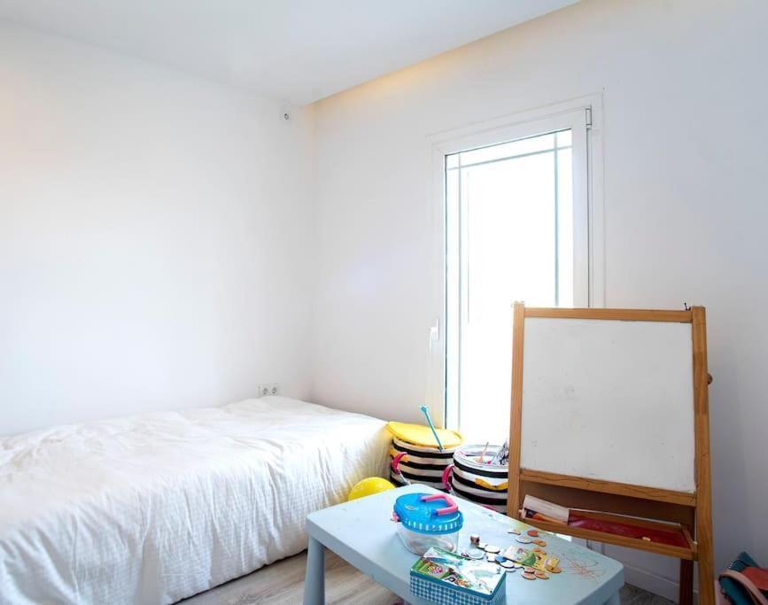 Vila 20 Min From Bcn- Charming House W/ Pool & Bbq Area Cervelló Exteriér fotografie